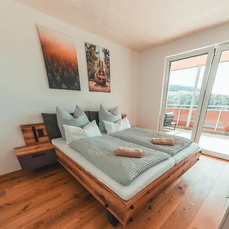 Steinablick Mit Grossem Balkon & Garage Apartment Uehlingen-Birkendorf