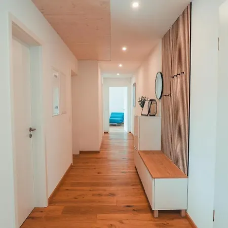 Steinablick Mit Grossem Balkon & Garage Apartment Uehlingen-Birkendorf
